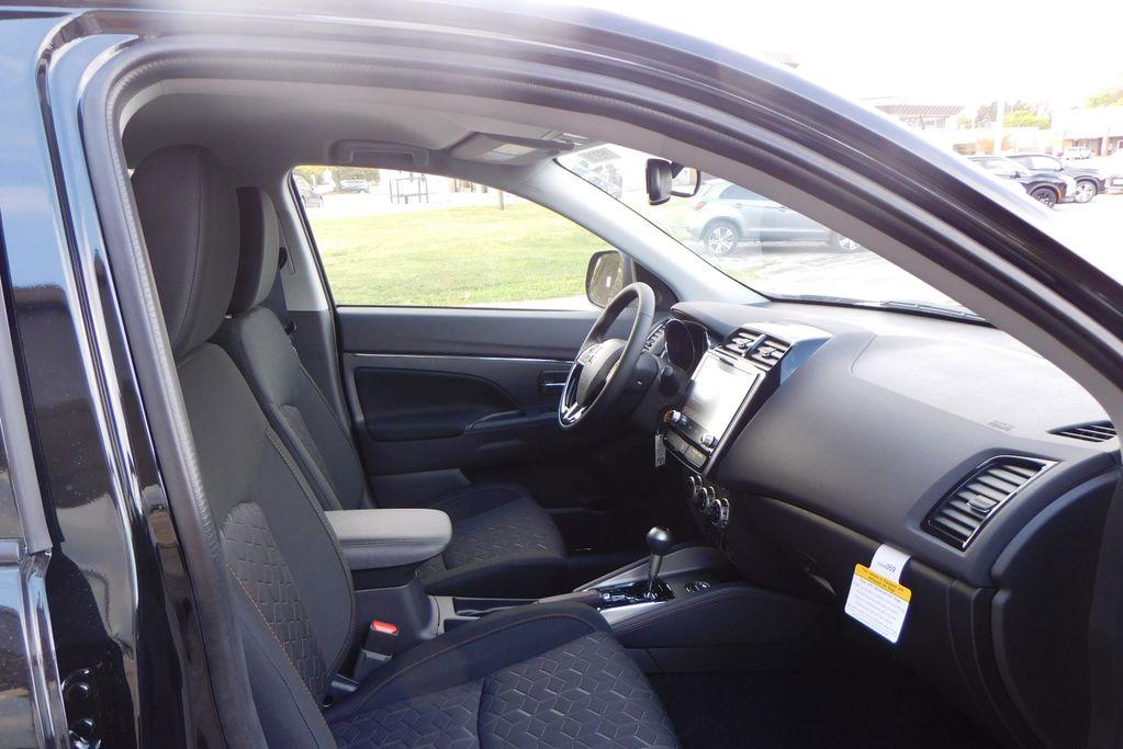 new 2025 Mitsubishi Outlander Sport car, priced at $30,030
