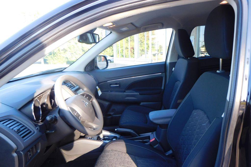 new 2025 Mitsubishi Outlander Sport car, priced at $28,955