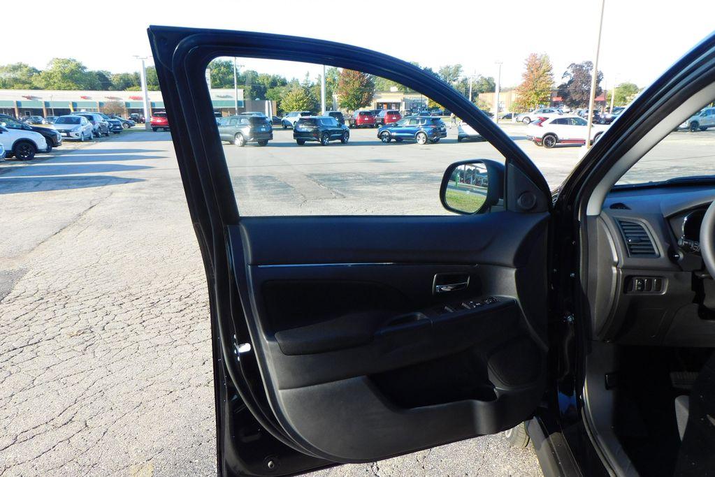 new 2025 Mitsubishi Outlander Sport car, priced at $28,955