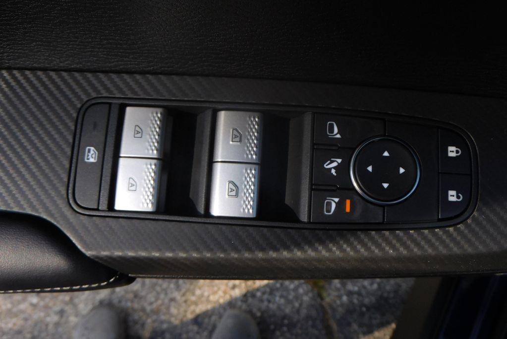 new 2025 Mitsubishi Outlander car, priced at $36,955