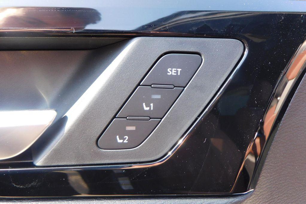 new 2025 Mitsubishi Outlander car, priced at $45,230