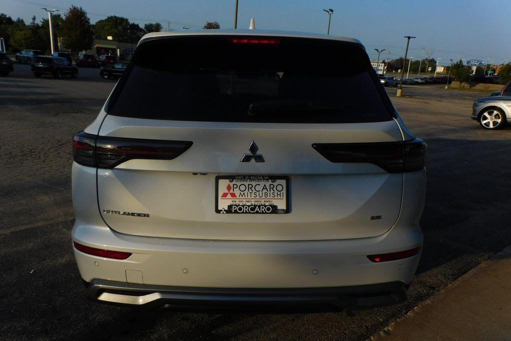 new 2025 Mitsubishi Outlander car, priced at $37,565