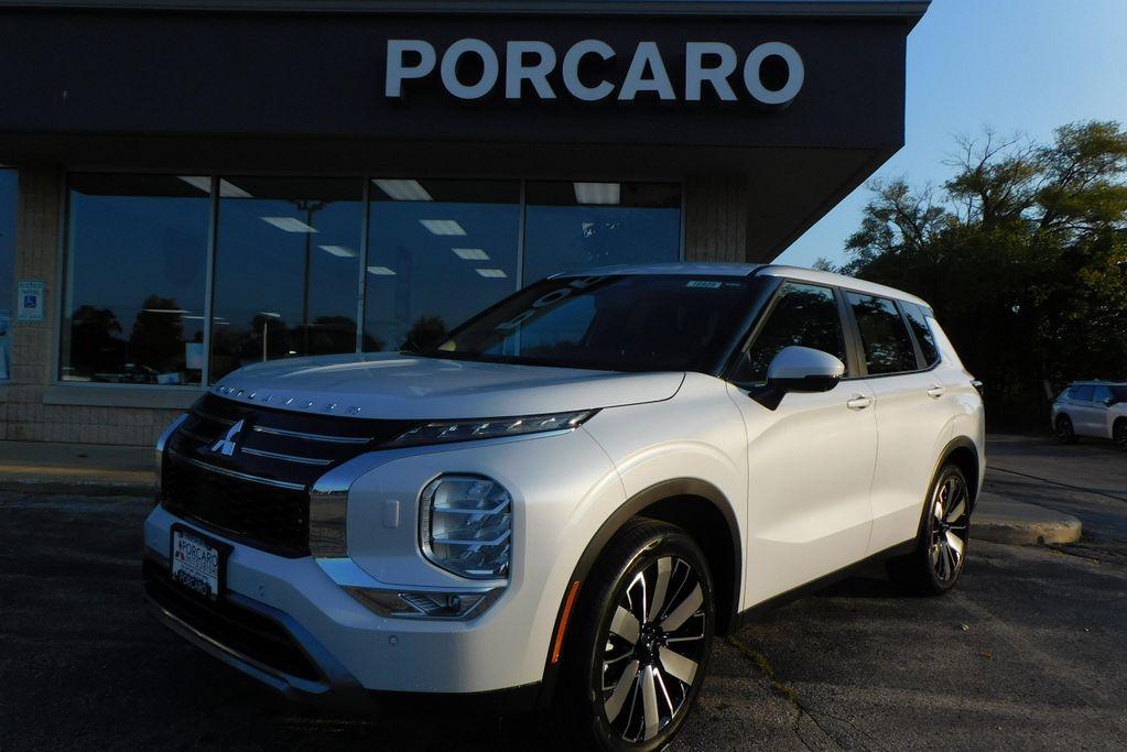 new 2025 Mitsubishi Outlander car, priced at $37,565