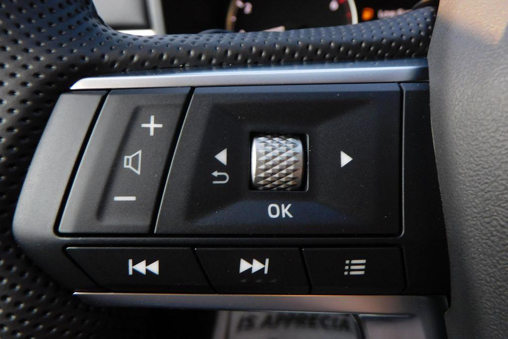 new 2025 Mitsubishi Outlander car, priced at $37,565