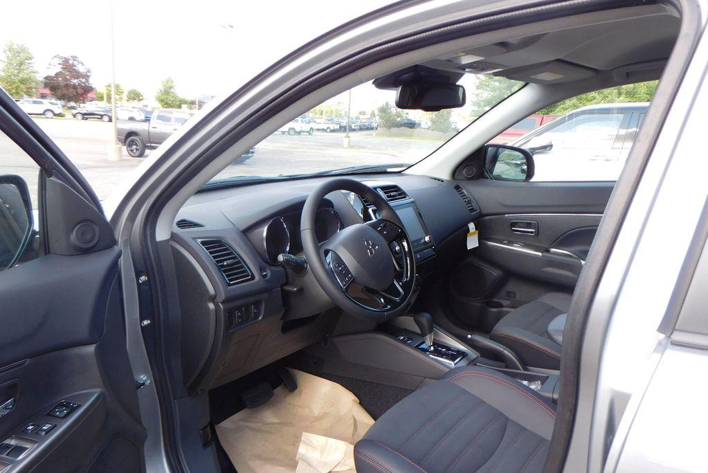 new 2025 Mitsubishi Outlander Sport car, priced at $30,595