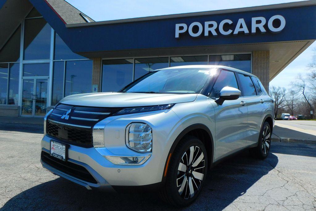 new 2025 Mitsubishi Outlander car, priced at $38,405