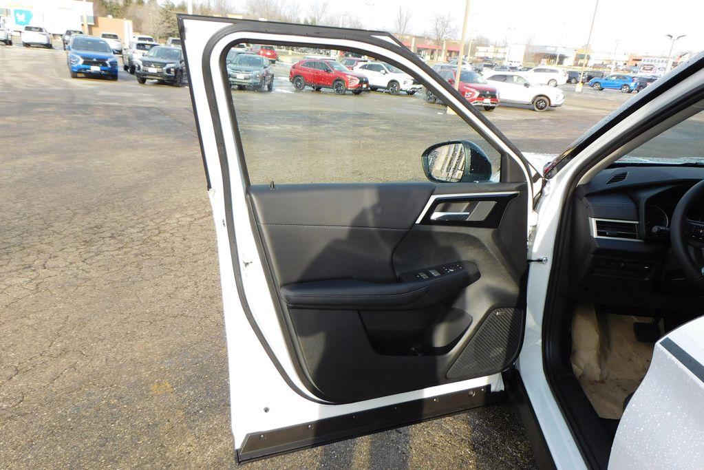 new 2026 Mitsubishi Outlander car, priced at $44,950