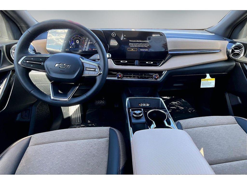 new 2026 Chevrolet Equinox car, priced at $39,983