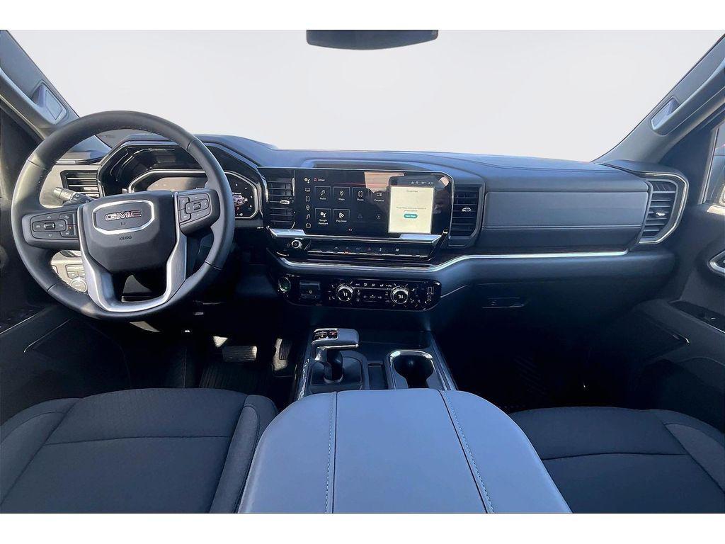 new 2026 GMC Sierra 1500 car, priced at $53,671