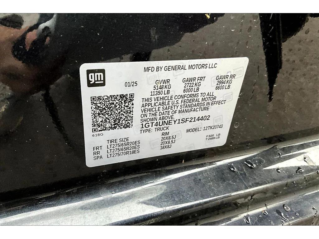 new 2025 GMC Sierra 2500 car, priced at $77,875