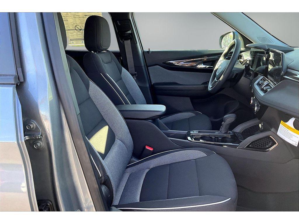 new 2026 Chevrolet TrailBlazer car, priced at $26,412