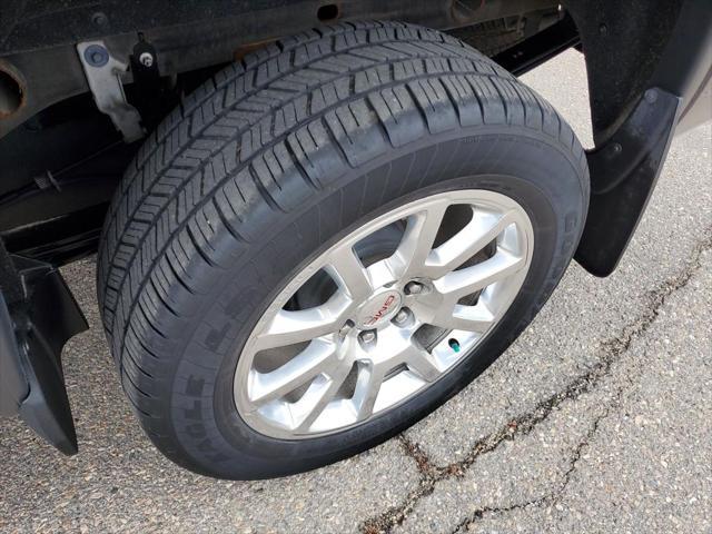 used 2015 GMC Sierra 1500 car, priced at $25,997