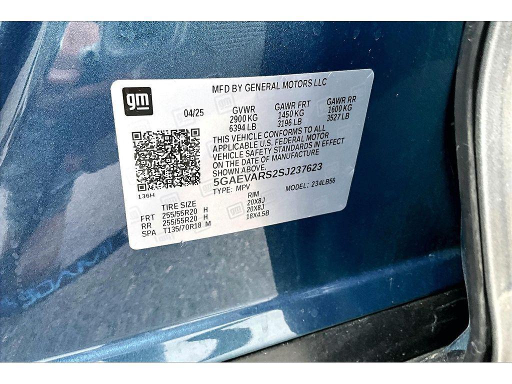 used 2025 Buick Enclave car, priced at $36,981