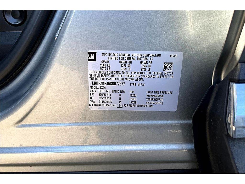 used 2025 Buick Envision car, priced at $32,500