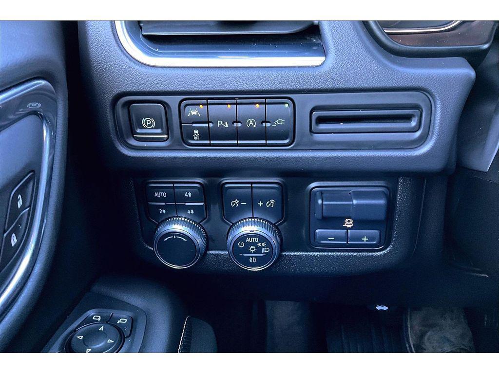 used 2021 GMC Yukon XL car, priced at $44,994