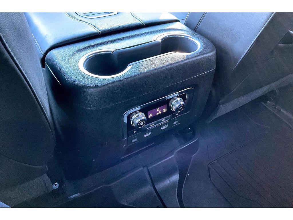 used 2021 GMC Yukon XL car, priced at $44,994