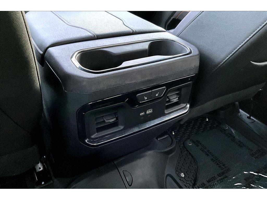 used 2023 GMC Sierra 1500 car, priced at $39,784