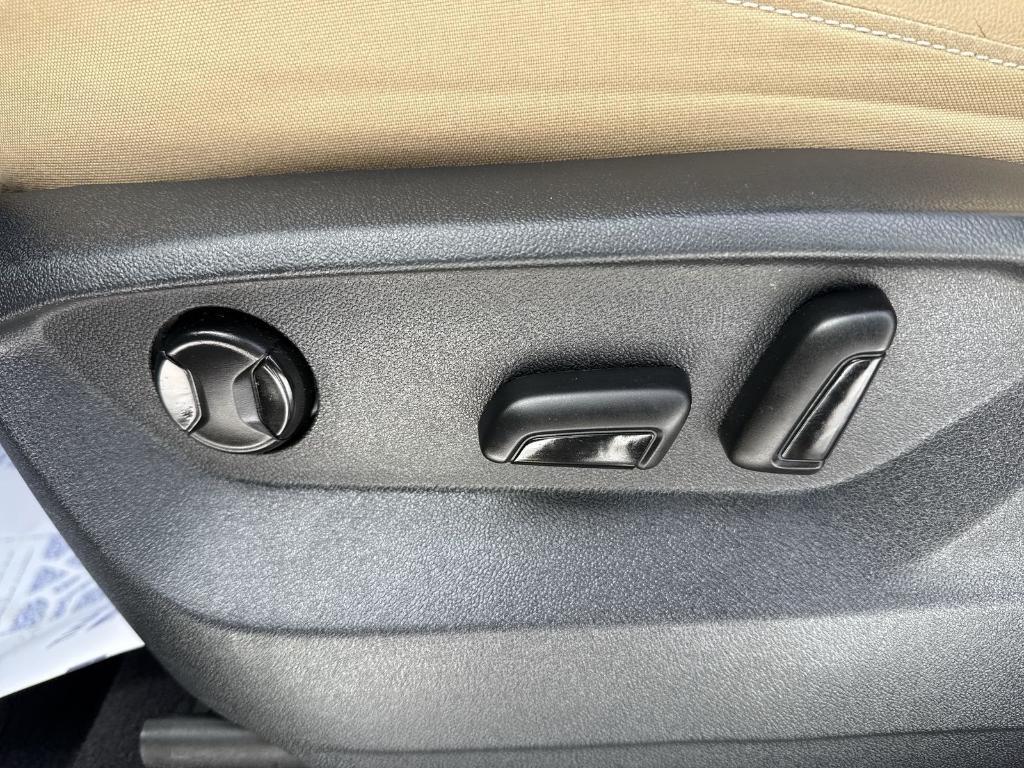 used 2020 Volkswagen Atlas Cross Sport car, priced at $19,295