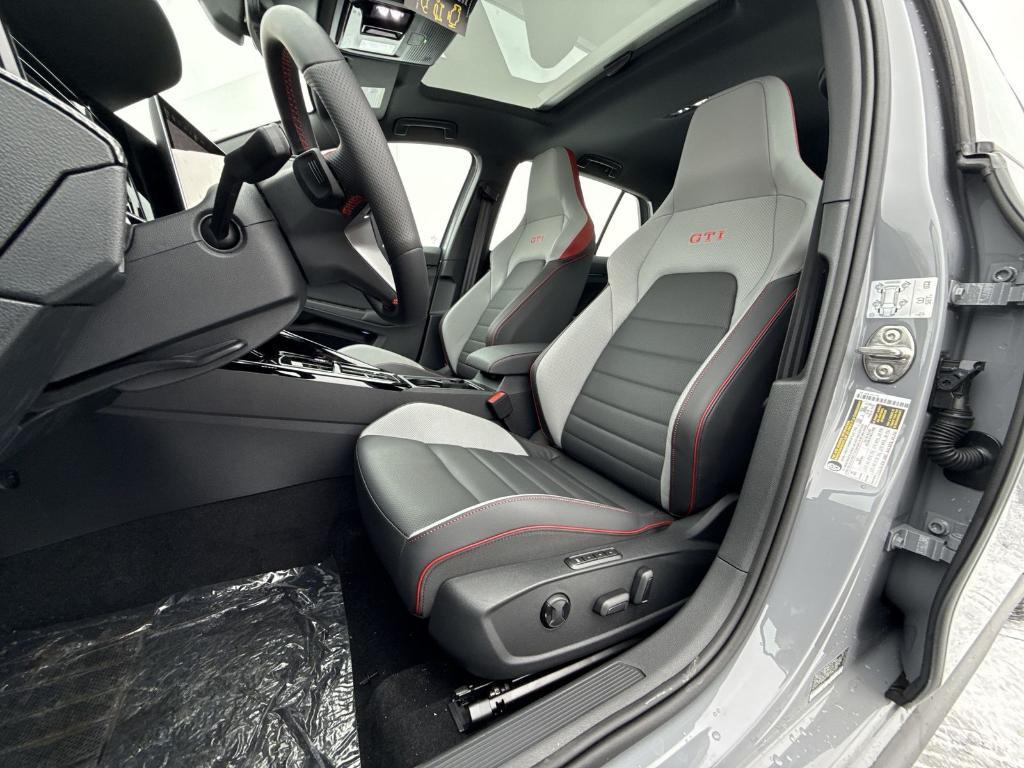 new 2025 Volkswagen Golf GTI car, priced at $35,999