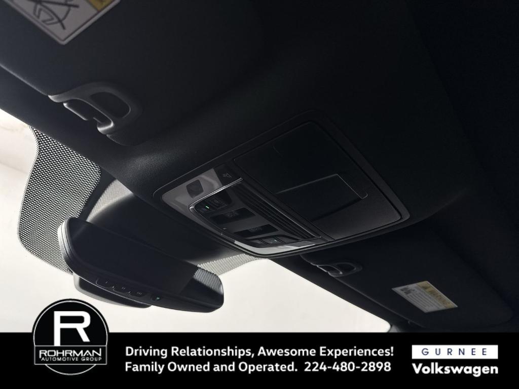 used 2023 Acura MDX car, priced at $34,422