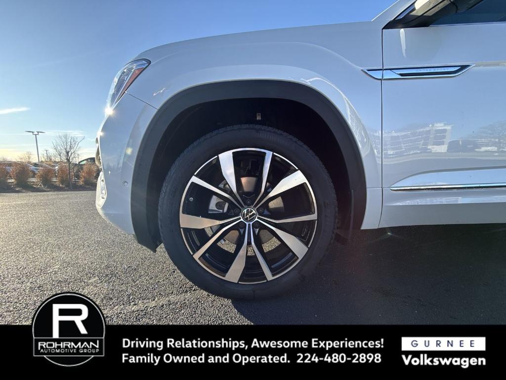 new 2026 Volkswagen Atlas Cross Sport car, priced at $52,971