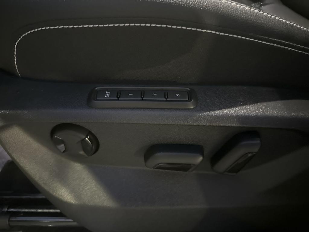 new 2026 Volkswagen Atlas Cross Sport car, priced at $48,127