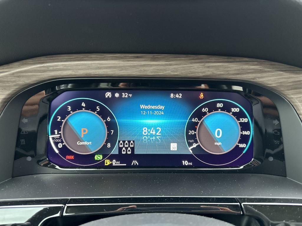 used 2025 Volkswagen Atlas car, priced at $40,921