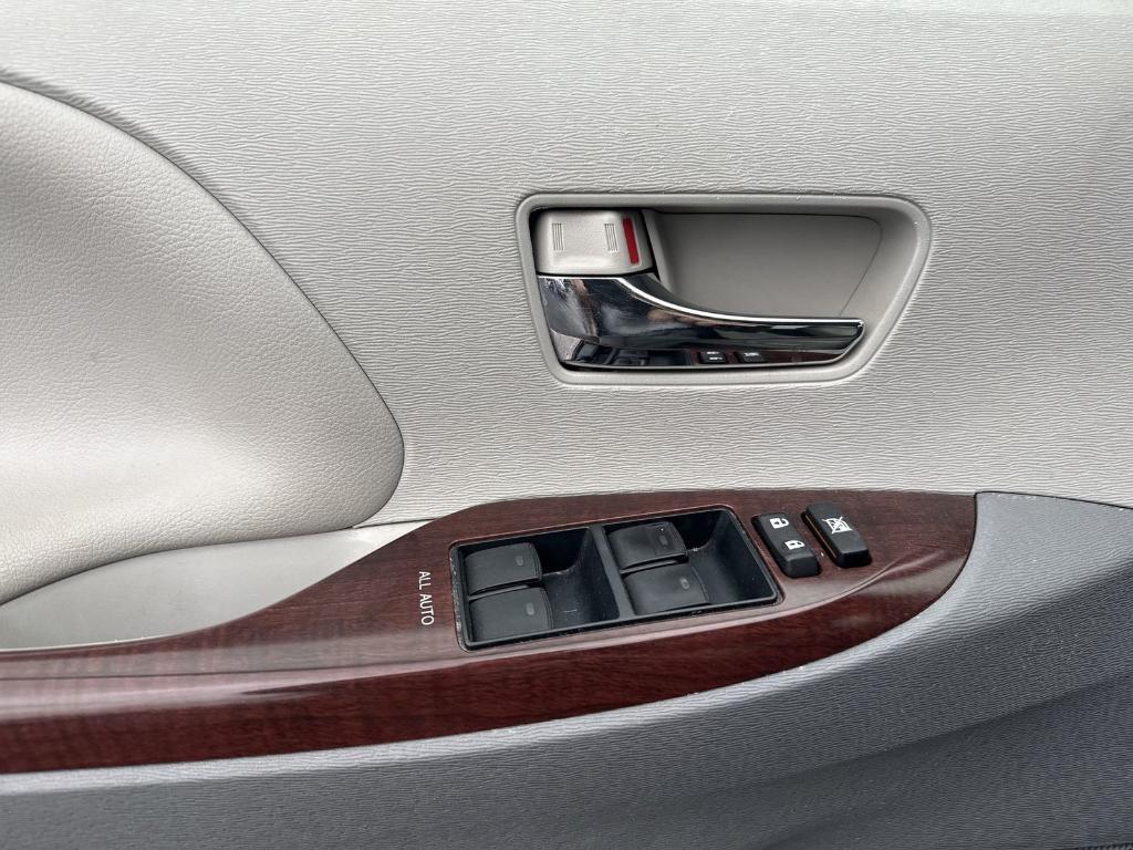 used 2014 Toyota Sienna car, priced at $15,231