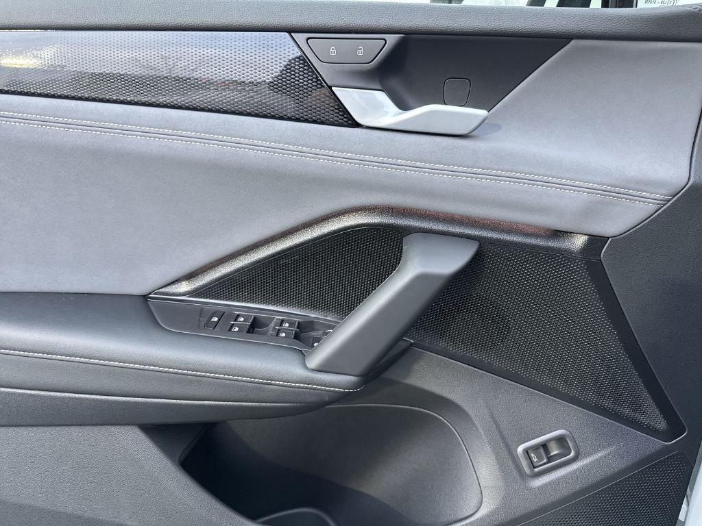 new 2026 Volkswagen Tiguan car, priced at $36,560