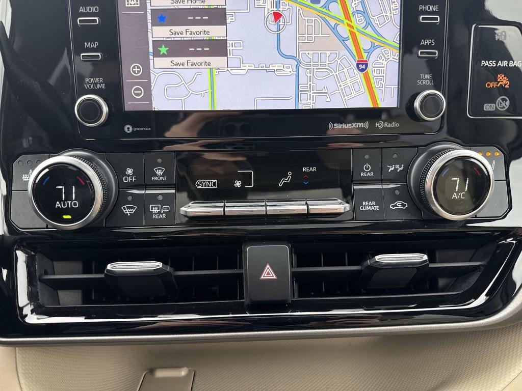 used 2020 Toyota Highlander car, priced at $27,895