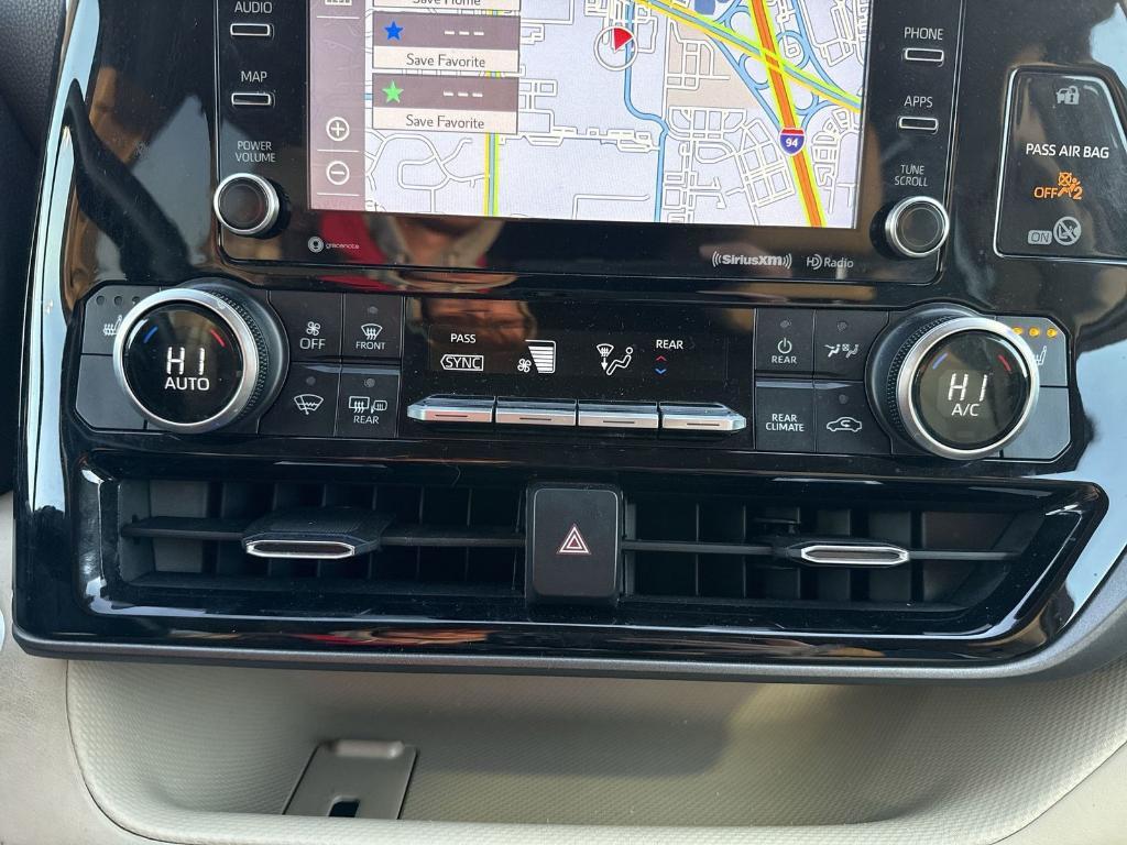 used 2020 Toyota Highlander car, priced at $28,450