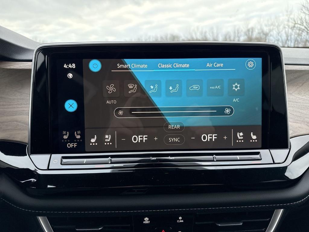 new 2026 Volkswagen Atlas car, priced at $39,767