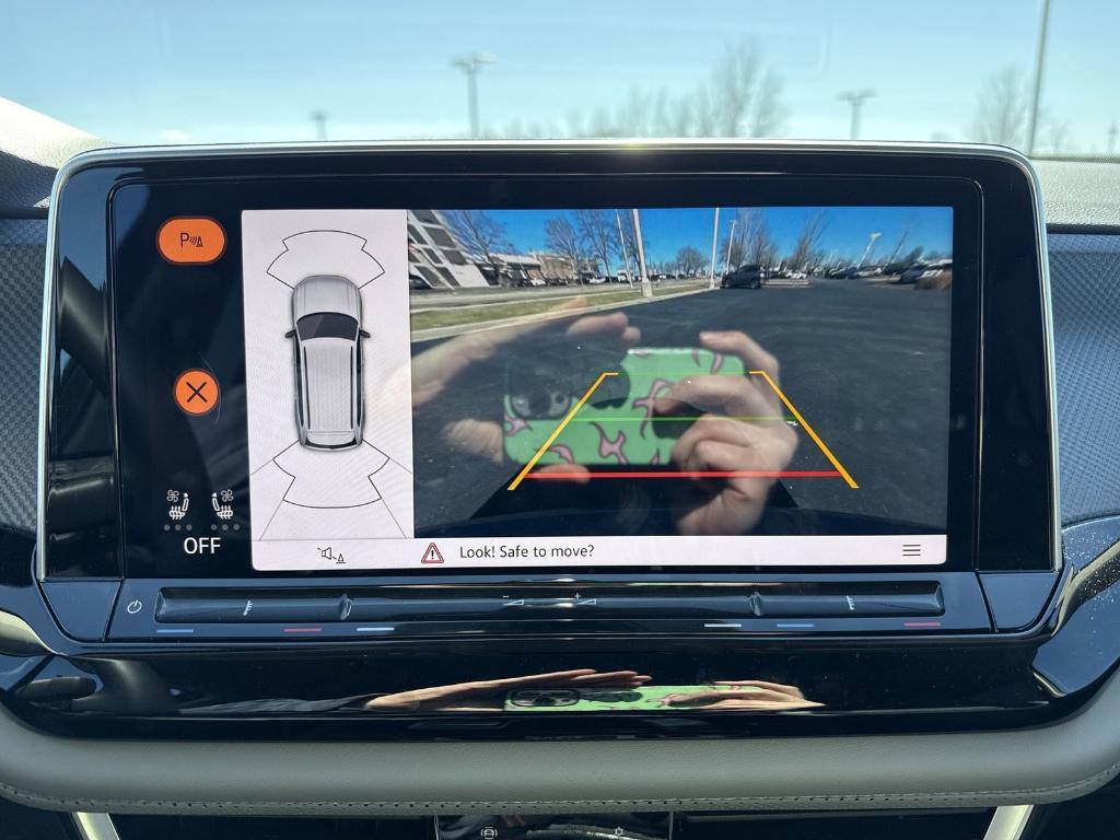 used 2024 Volkswagen Atlas car, priced at $39,919