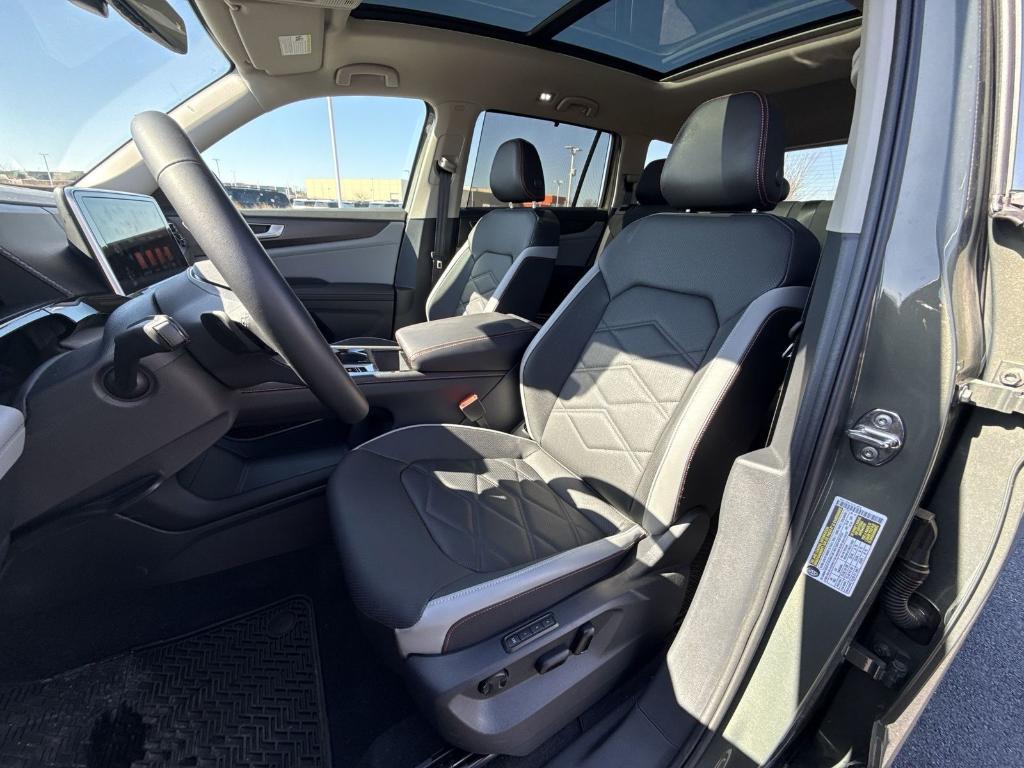 used 2024 Volkswagen Atlas car, priced at $39,919