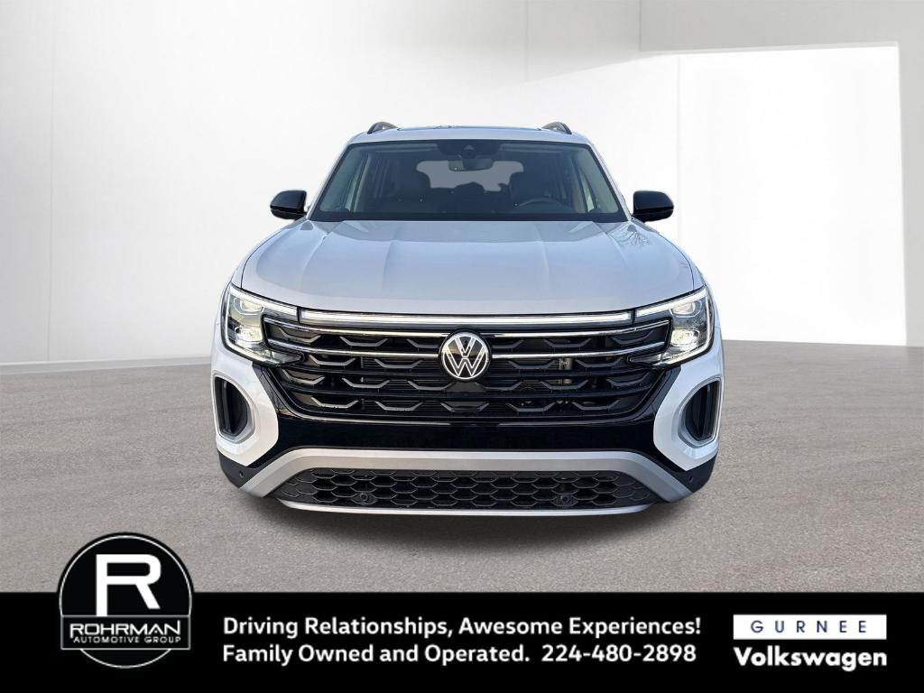 new 2026 Volkswagen Atlas car, priced at $46,681