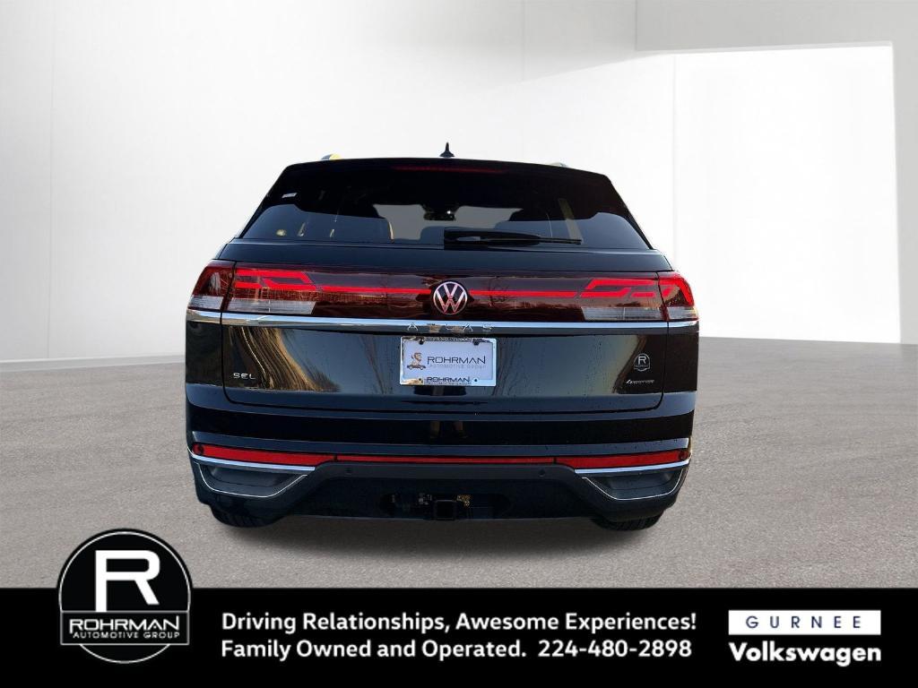 new 2026 Volkswagen Atlas Cross Sport car, priced at $44,140
