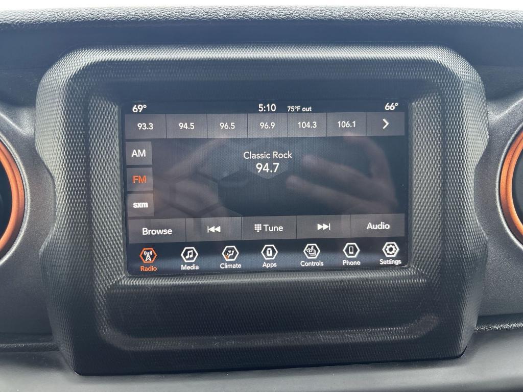 used 2021 Jeep Gladiator car, priced at $31,995