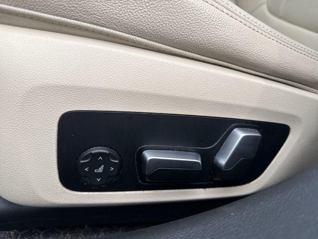 used 2022 BMW 330 car, priced at $25,399