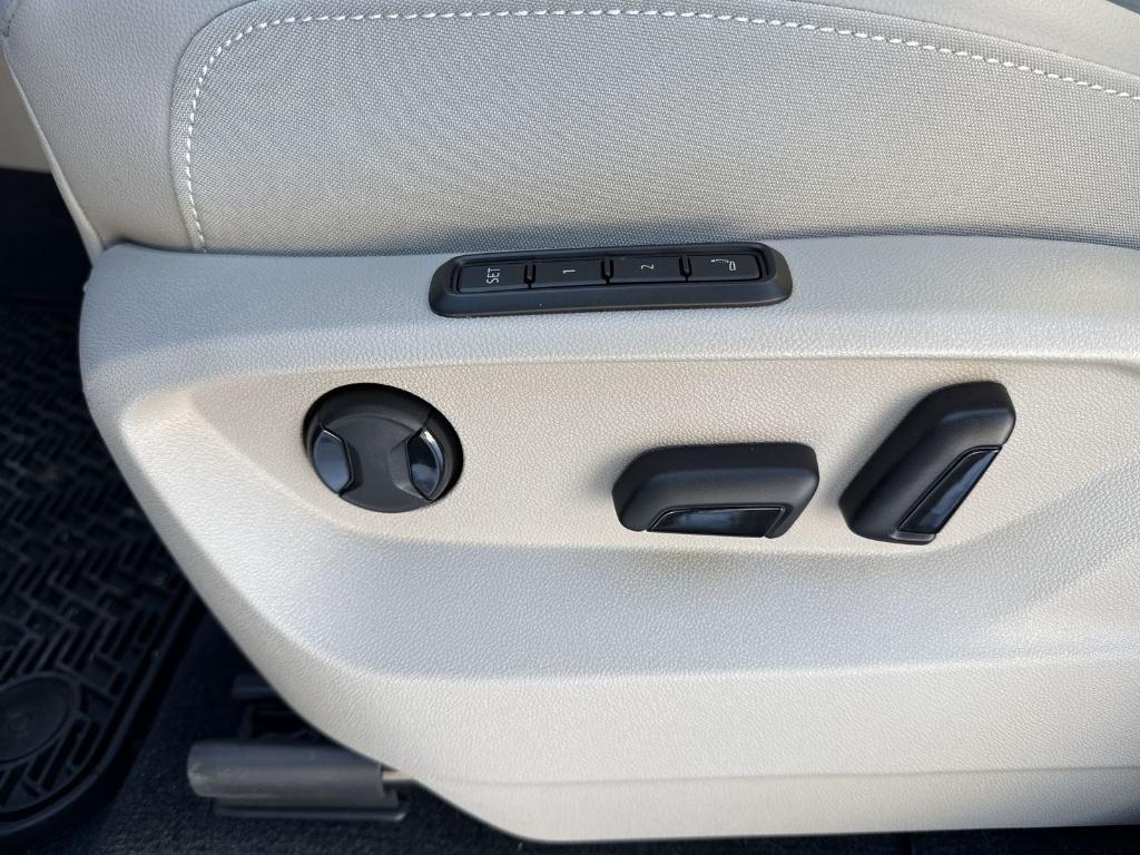 new 2026 Volkswagen Atlas car, priced at $51,981