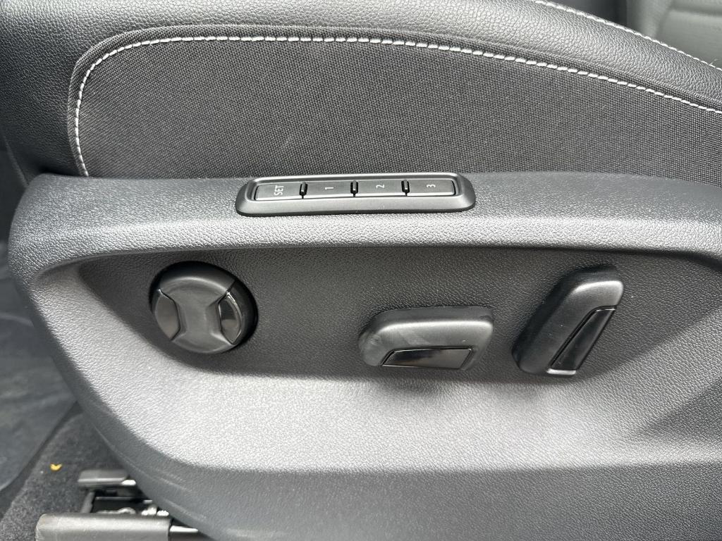 new 2026 Volkswagen Atlas Cross Sport car, priced at $44,140