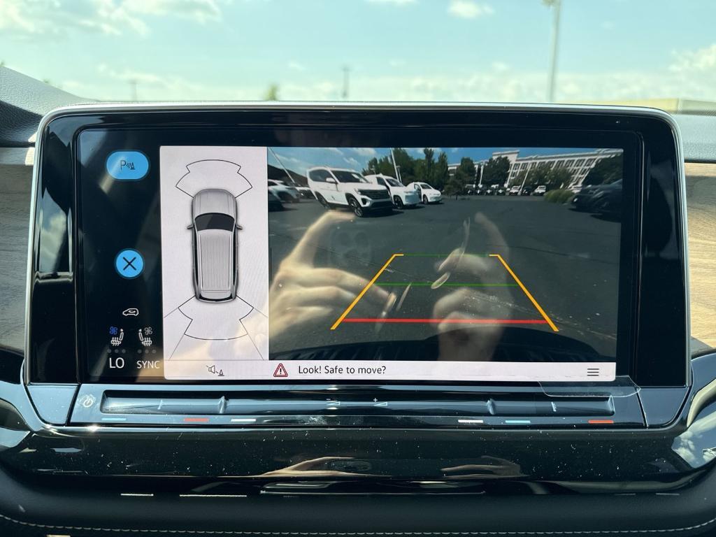 new 2026 Volkswagen Atlas car, priced at $41,390