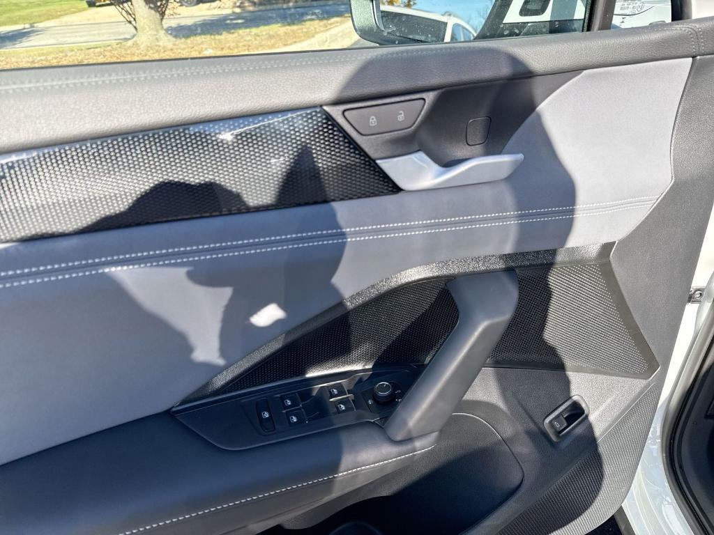 new 2026 Volkswagen Tiguan car, priced at $37,236