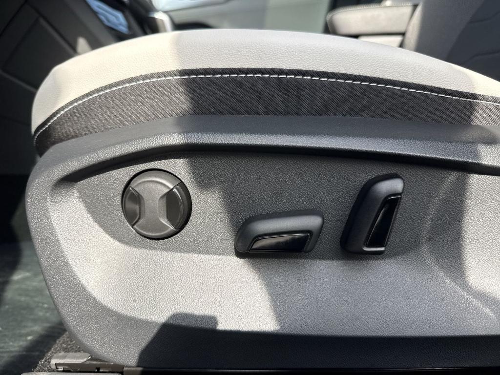 new 2026 Volkswagen Taos car, priced at $30,325