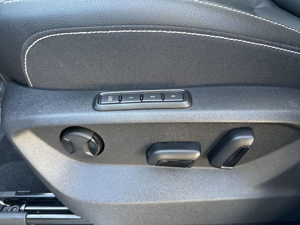 new 2026 Volkswagen Atlas car, priced at $46,890