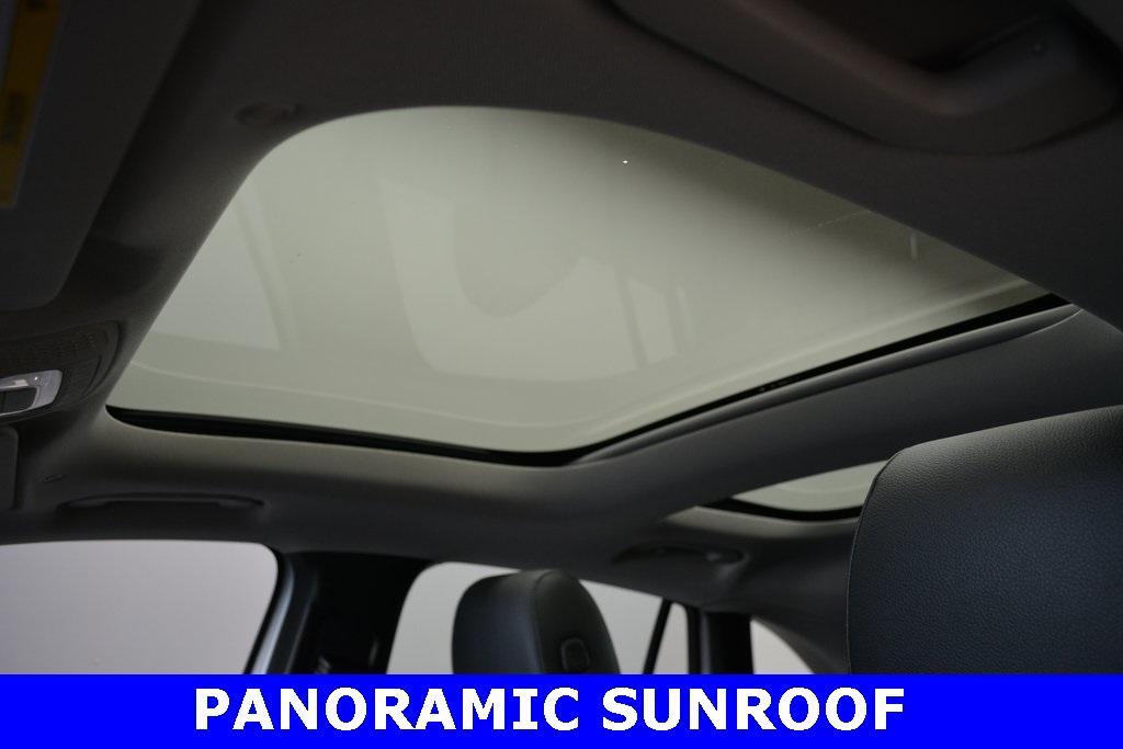 used 2021 Mercedes-Benz GLA 250 car, priced at $25,495