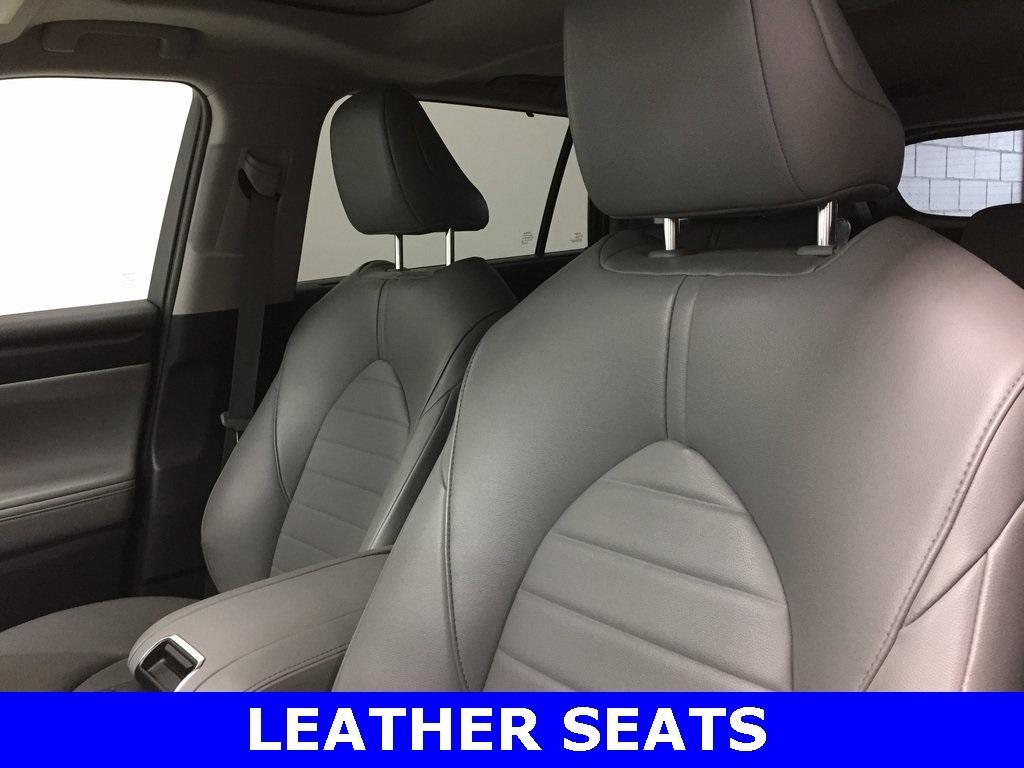 used 2022 Toyota Highlander Hybrid car, priced at $33,995