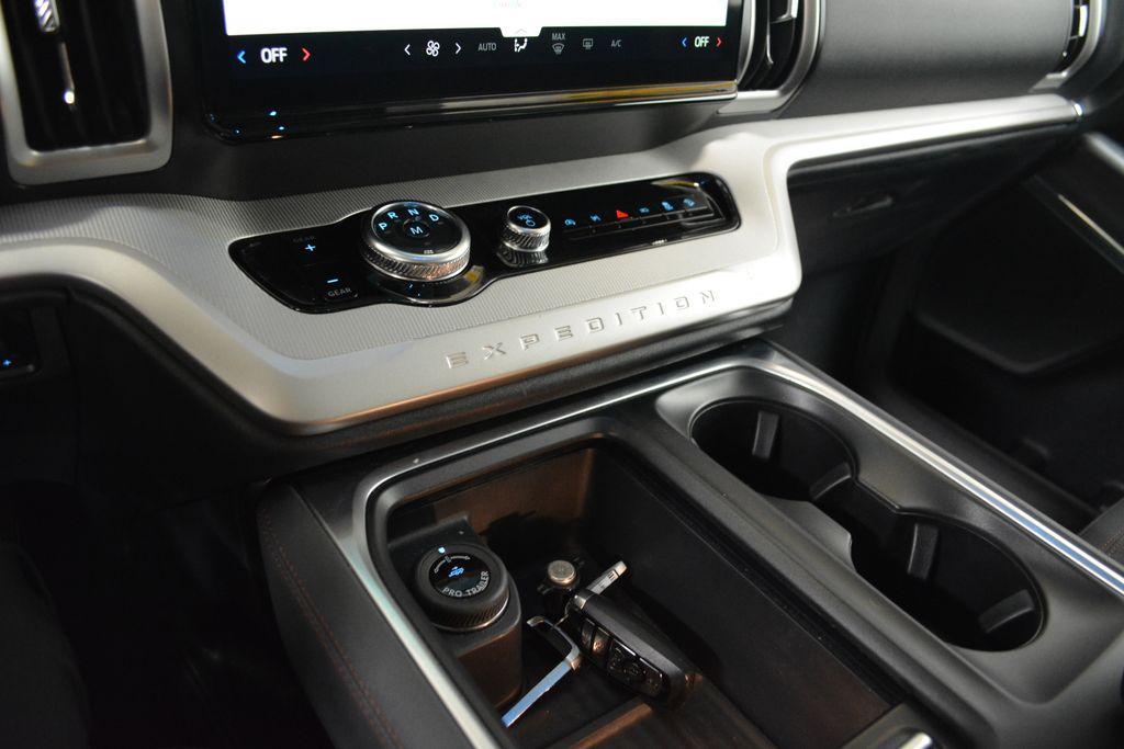 used 2025 Ford Expedition Max car, priced at $63,795