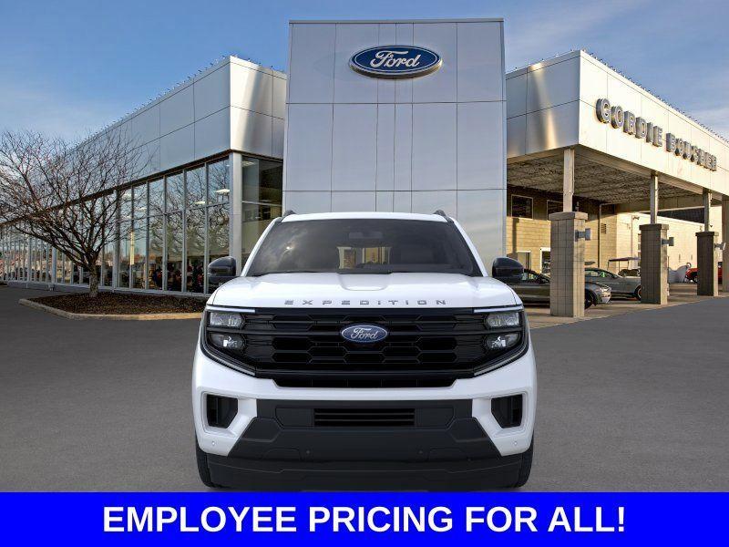 new 2026 Ford Expedition car, priced at $70,994