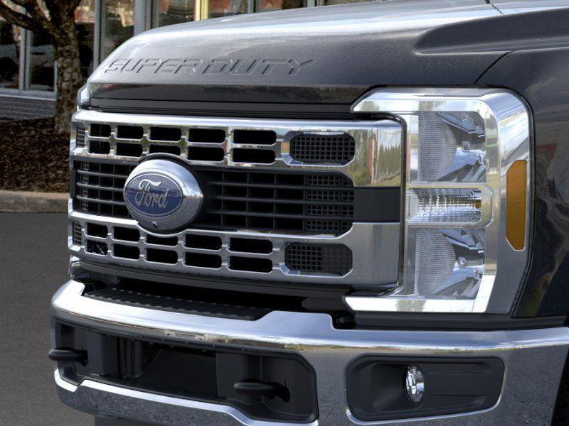 new 2025 Ford F-350 car, priced at $51,671