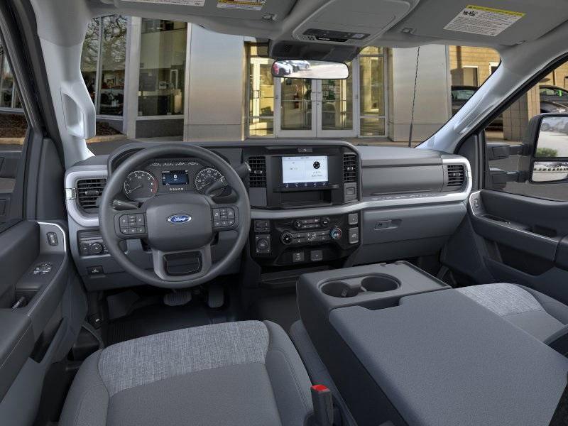 new 2025 Ford F-350 car, priced at $52,171